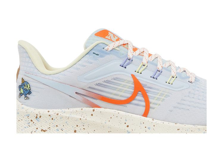 Nike Wmns Air Zoom Pegasus 39 'Light Thistle Safety Orange'