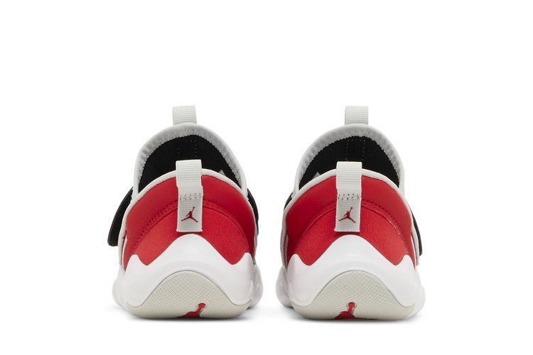 Air Jordan 23/7 TD 'Bloodline'