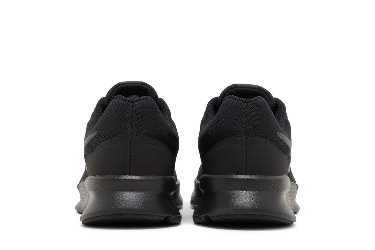 Nike Run Swift 3 'Triple Black'