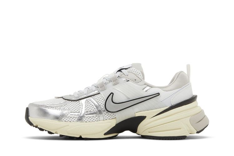 Nike Wmns V2K Run 'Summit White' — Summit White/Pure Platinum/Light Iron Ore/Metallic Silver