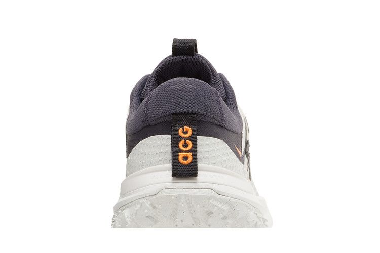 Nike ACG Mountain Fly 2 Low 'White Bright Mandarin'