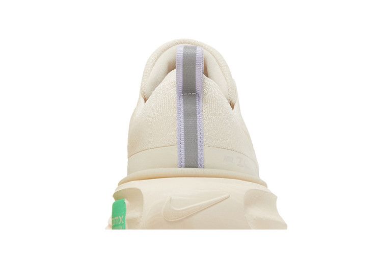 Nike ZoomX Invincible Run Flyknit 3 'Light Cream'