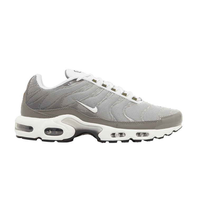 Nike Air Max Plus SE 'Flat Pewter'