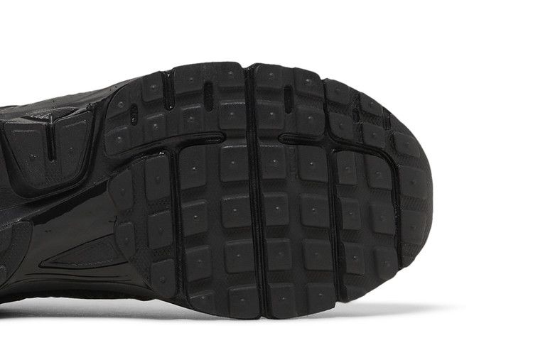 Nike Air Zoom Vomero 5 'Triple Black'