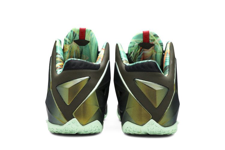 Nike LeBron 11 'King's Pride'