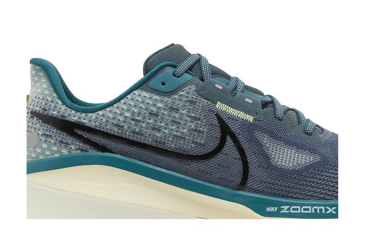 Nike Vomero 17 'Deep Jungle'