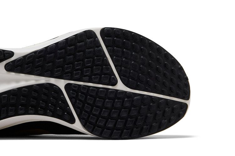 Nike Vomero 17 'Black Bronzine'