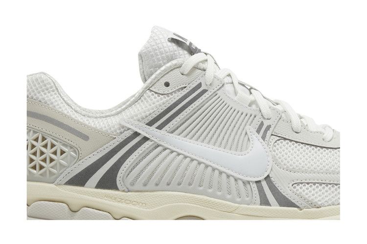 Nike Air Zoom Vomero 5 'Platinum Tint'