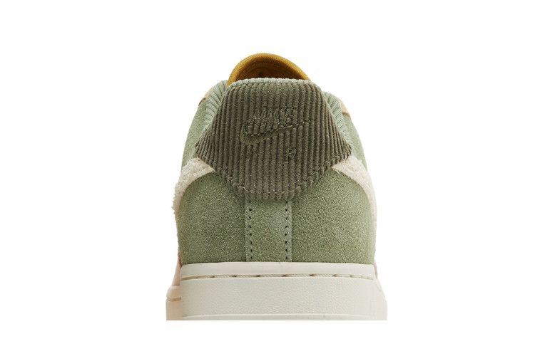 Nike Wmns Air Force 1 '07 LX 'Oil Green Terra Blush'