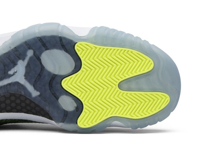 Air Jordan 11 Retro Low 'Snake'