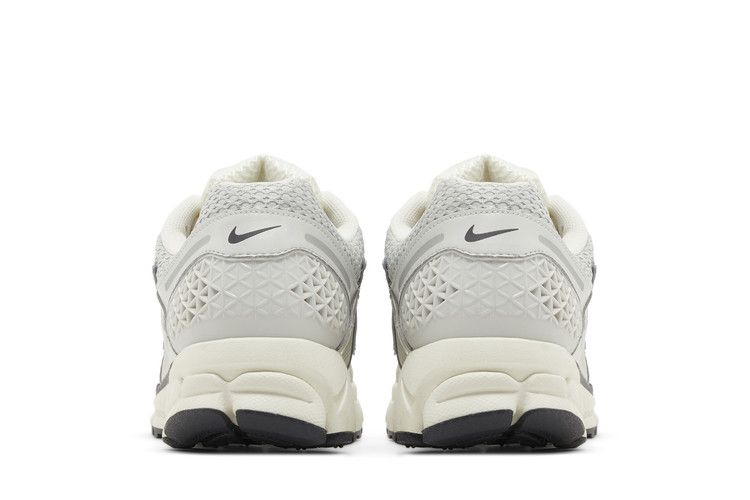 Nike Air Zoom Vomero 5 'Chrome'