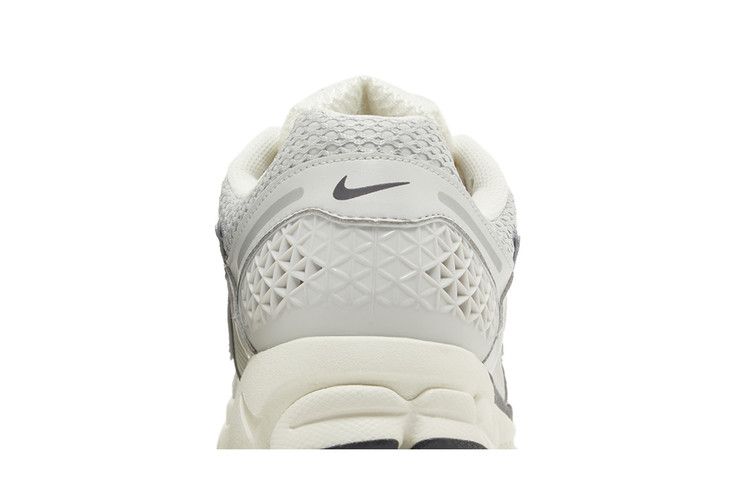 Nike Air Zoom Vomero 5 'Chrome'