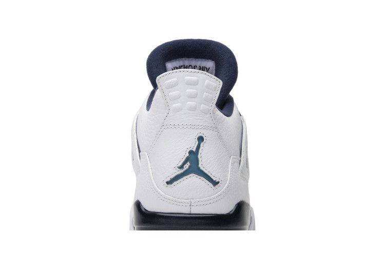 Air Jordan 4 Retro LS 'Columbia'