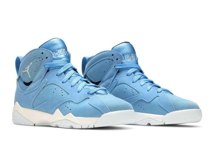 Air Jordan 7 Retro GS 'Pantone'