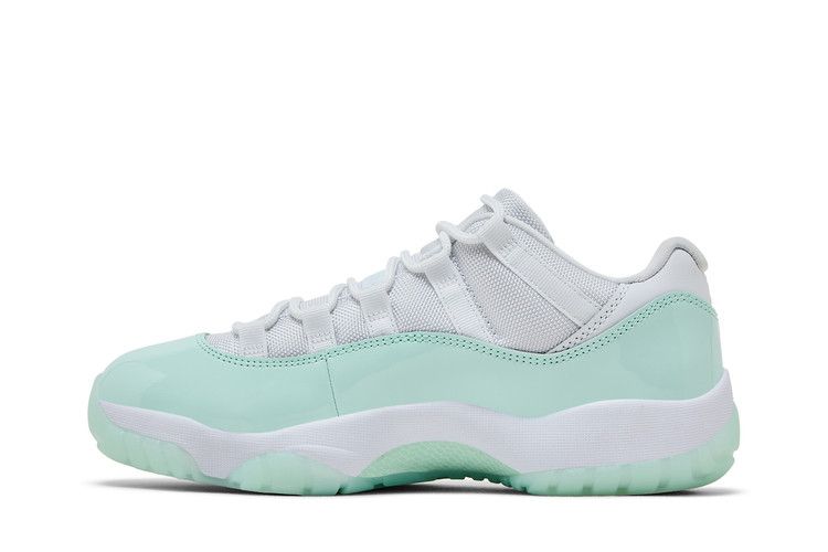 Wmns Air Jordan 11 Retro Low 'Igloo'