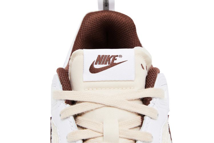Travis Scott x Nike Zoom Field Jaxx 'Light Chocolate'
