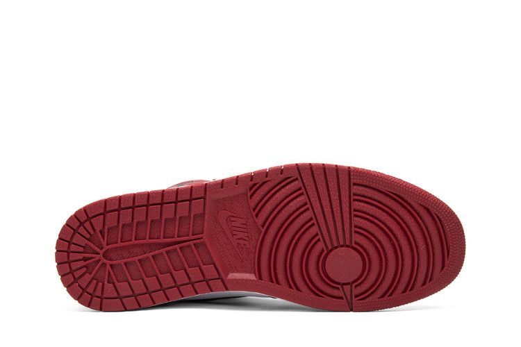 Air Jordan 1 Retro High OG 'Chicago' 2015