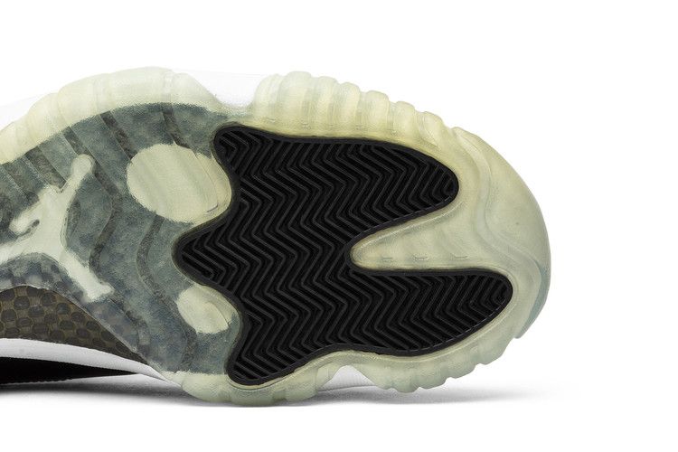 Air Jordan 11 Retro 'Concord - Defining Moments Pack'