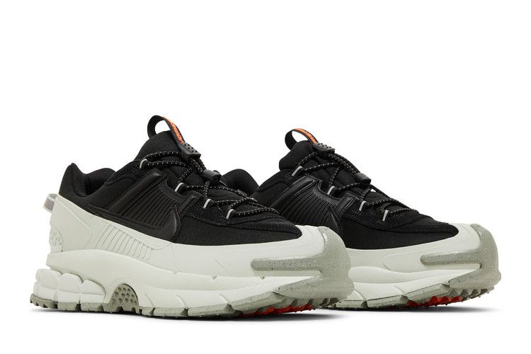 Nike Zoom Vomero Roam 'Black Light Silver'