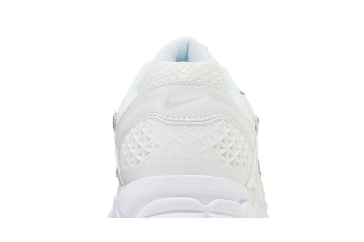 Nike Wmns Air Zoom Vomero 5 'Chrome Toe'