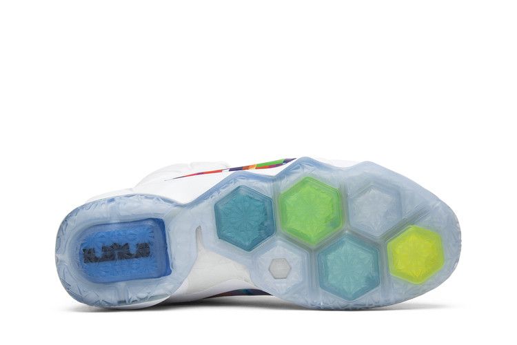 Nike LeBron 12 EXT 'Prism'