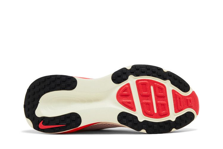 Nike Vomero 18 'Platinum Tint Siren Red'