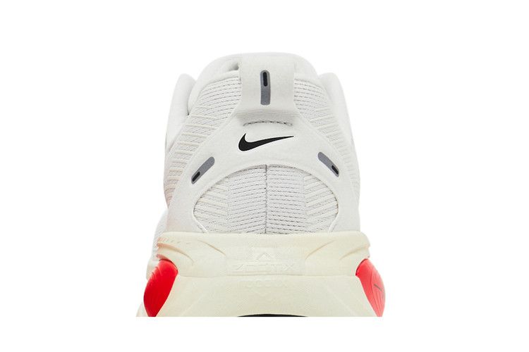 Nike Vomero 18 'Platinum Tint Siren Red'