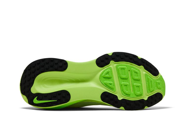 Nike Vomero 18 'Electric Green'