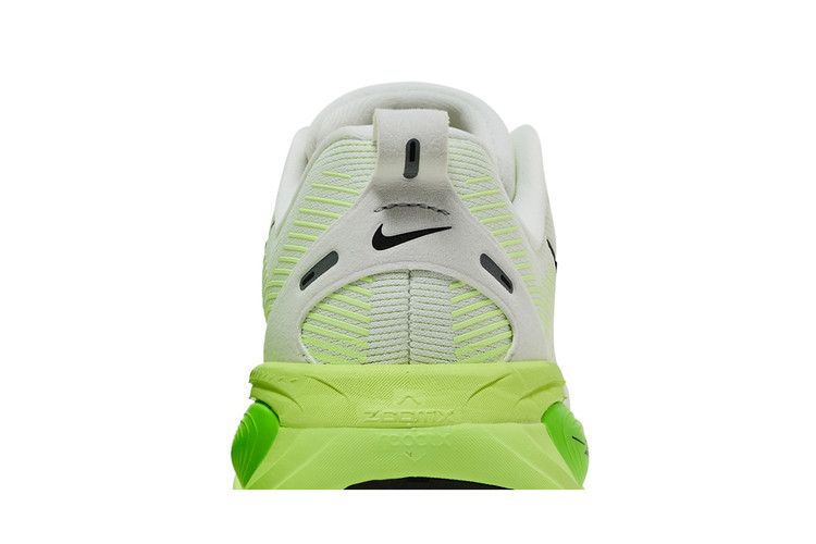 Nike Vomero 18 'Electric Green'