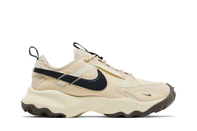 Nike Wmns TC 7900 'Beach Off Noir'