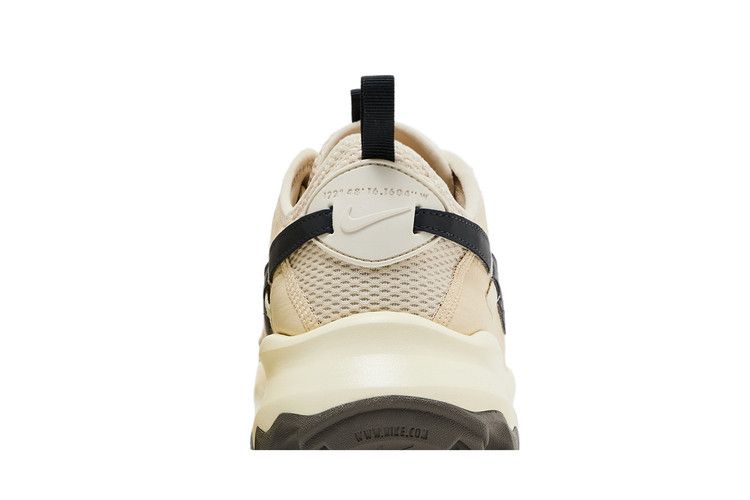 Nike Wmns TC 7900 'Beach Off Noir'