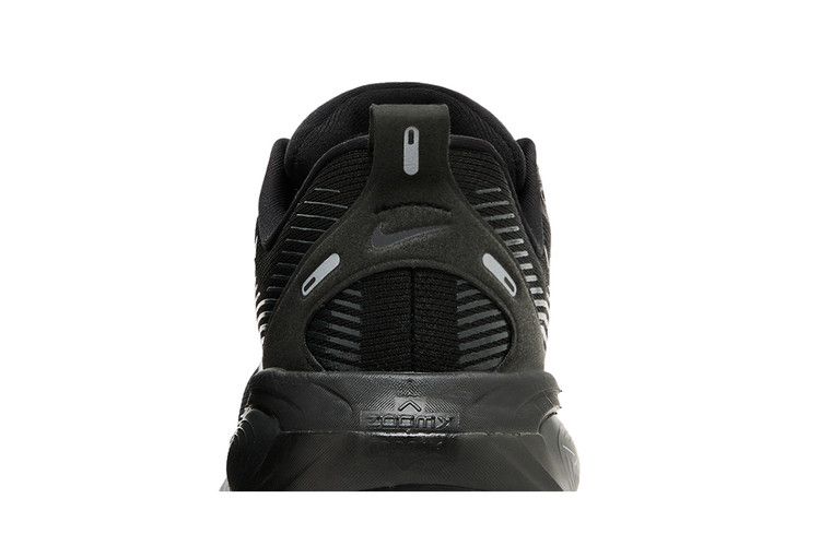 Nike Vomero 18 'Triple Black'