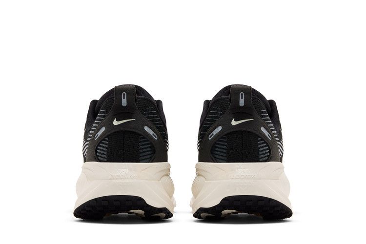 Nike Wmns Vomero 18 'Black Coconut Milk'