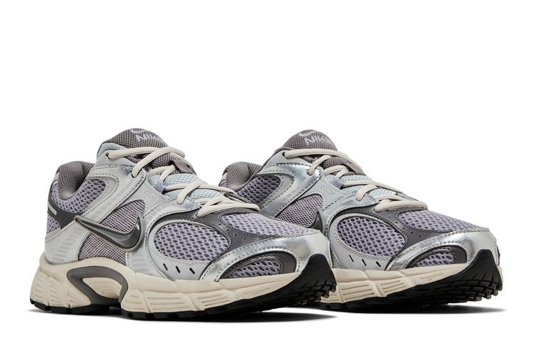 Nike V5 RNR 'Cement Grey'