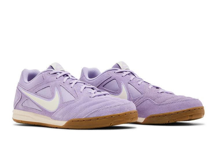 Nike Gato 'Hydrangeas'