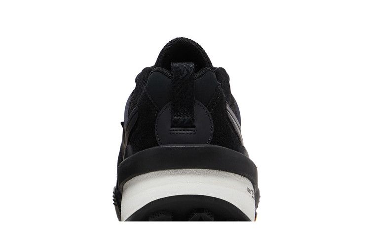 sacai x Nike Zegamadome 'Black'