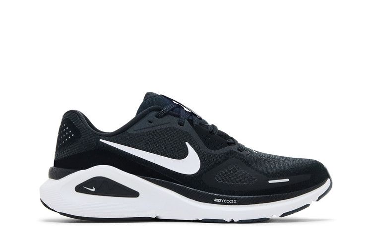 Nike Structure 26 'Black White'