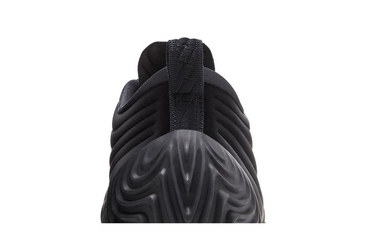 Nike Wmns Astra Ultra 'Triple Black'