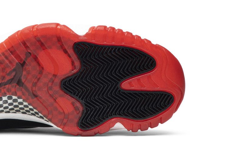 Air Jordan 11 OG 'Bred' 1996