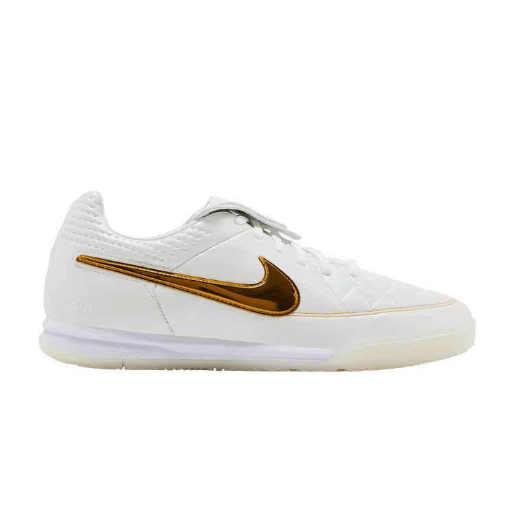 Ronaldinho x Nike Tiempo Legend 'Touch of Gold'