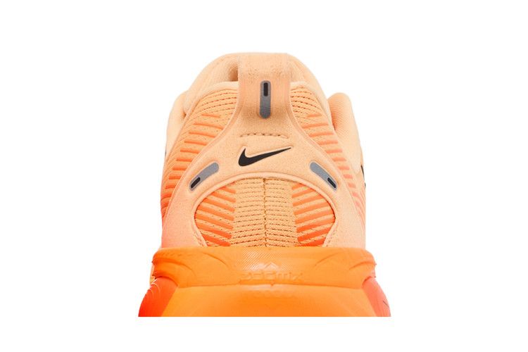 Nike Vomero 18 'Orange Chalk'