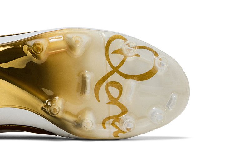 Nike Tiempo Legend SE FG 'Touch of Gold'