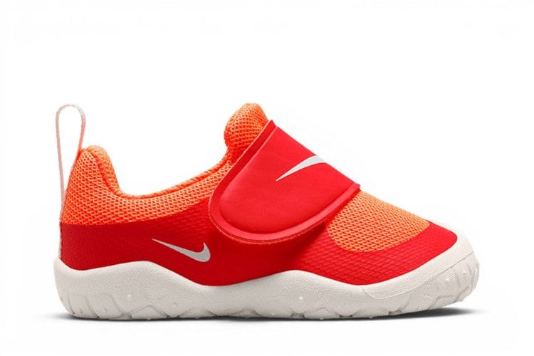 Nike Swoosh 1 Essential TD 'Picante Red'