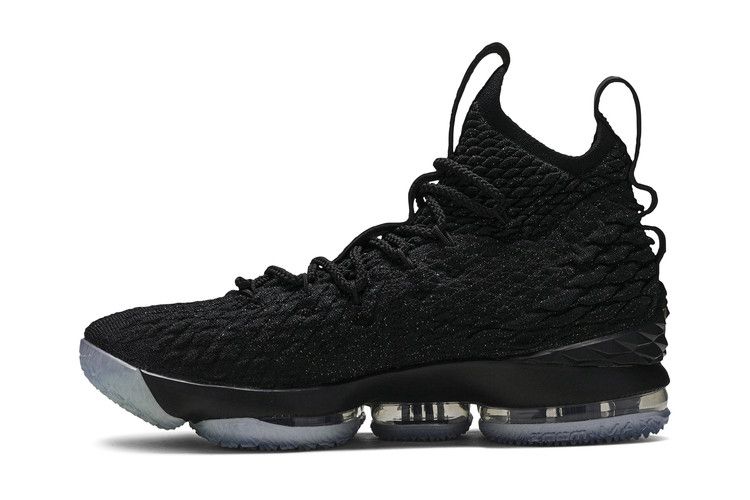 Nike LeBron 15 'Metallic Gold'