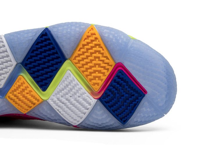 Nike Kyrie 4 'Confetti'