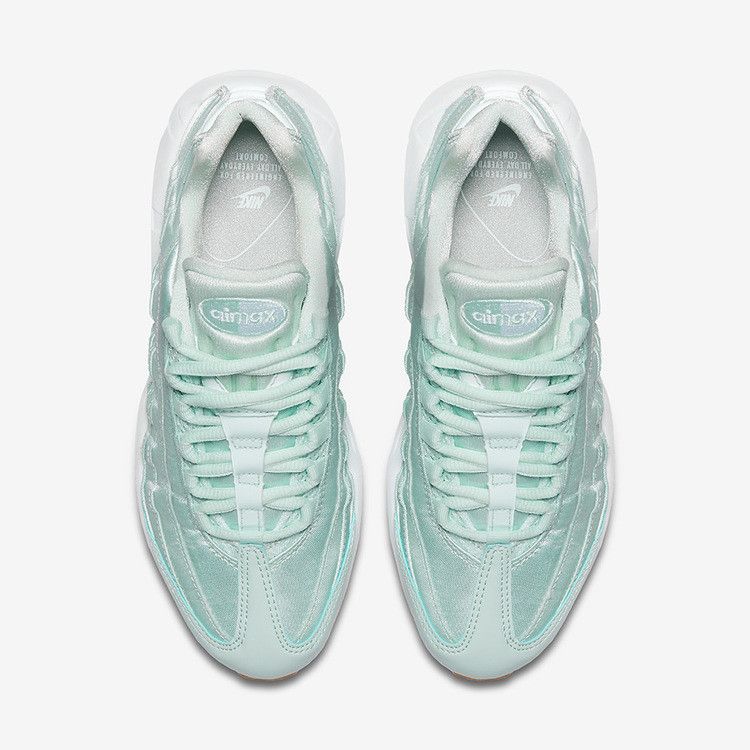 Nike Wmns Air Max 95 'Fiberglass'