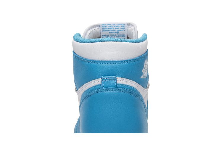 Air Jordan 1 Retro High OG 'UNC'