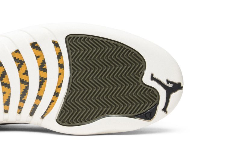 Air Jordan 12 Retro CP3 'Class of 2003'