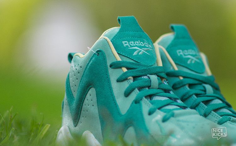 Reebok Kamikaze 2 'Easter' — Jadite/Utopic Teal-White
