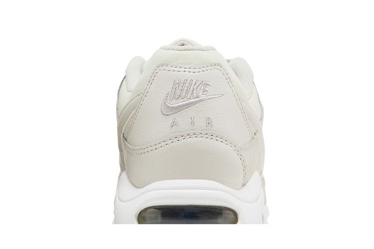 Nike Wmns Air Max Command
